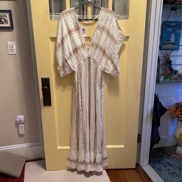 America & Beyond Maxi - Picture 2 of 8